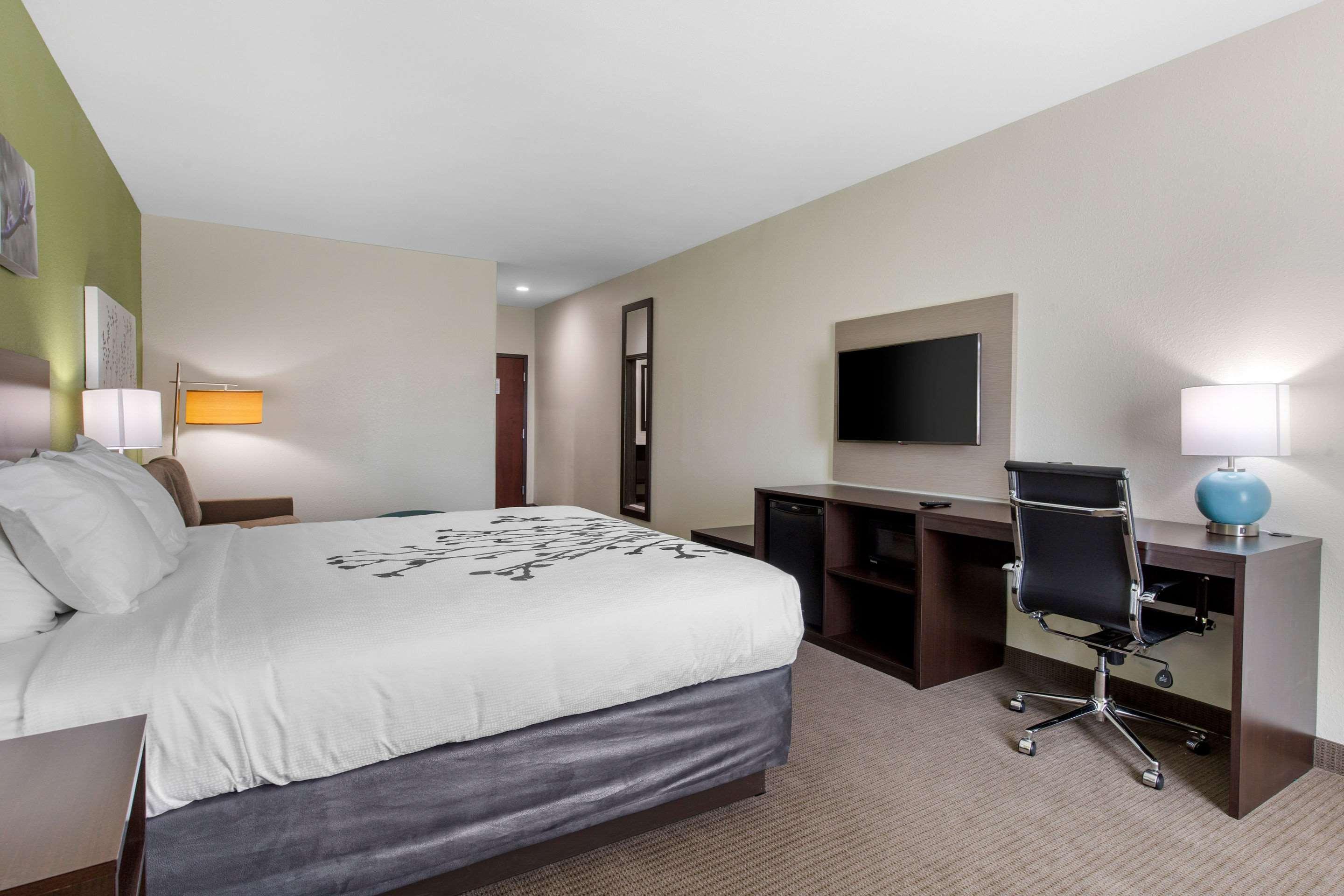 Hotel Sleep & Island 2*